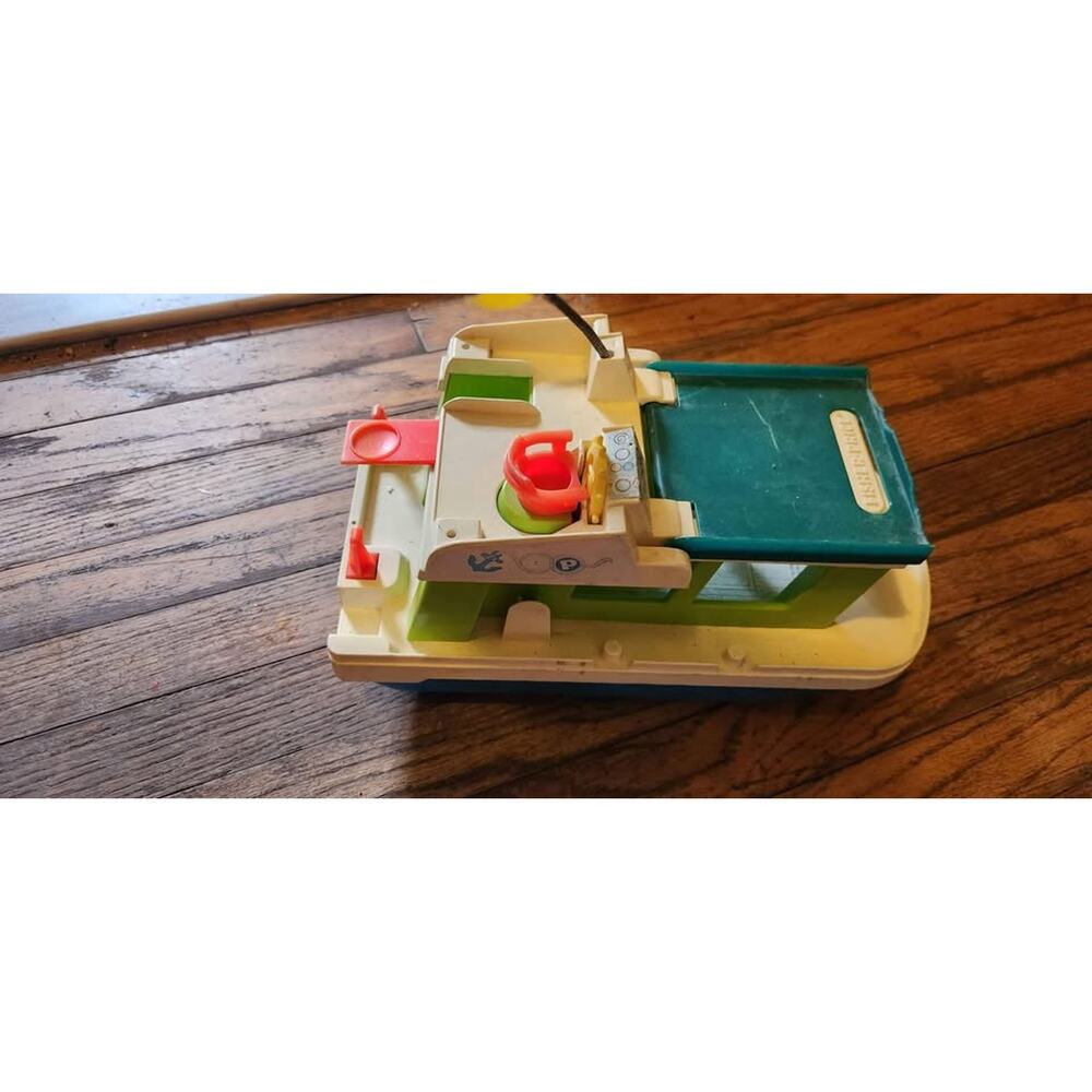 Vintage 1972 Fisher Price Happy Houseboat Playset Little People USA #985